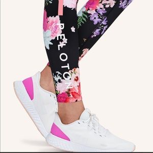 Peloton cadence legging AAPI sold out black floral